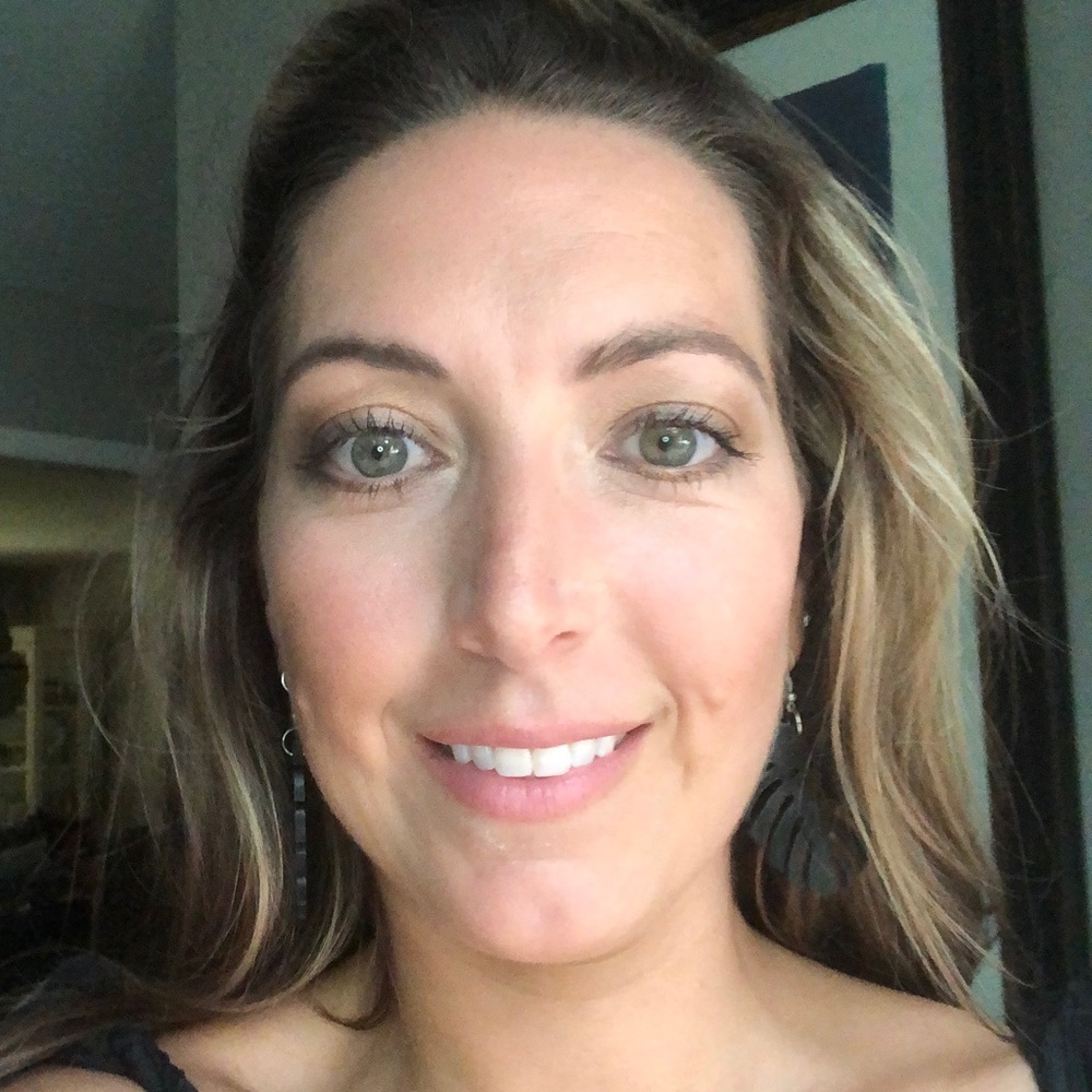 Meet your Posher, Nicole